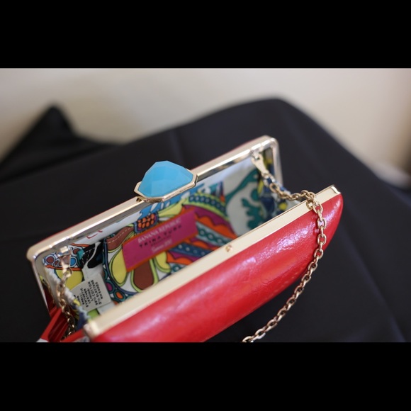 Meet your Posher, Megan - Picture 6 of 6